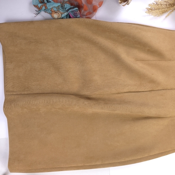 Ann Klein Elegant Tan Dress Sze 8 - Picture 10 of 11